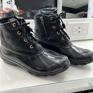 Womens sperry black salt water quilted duck boot